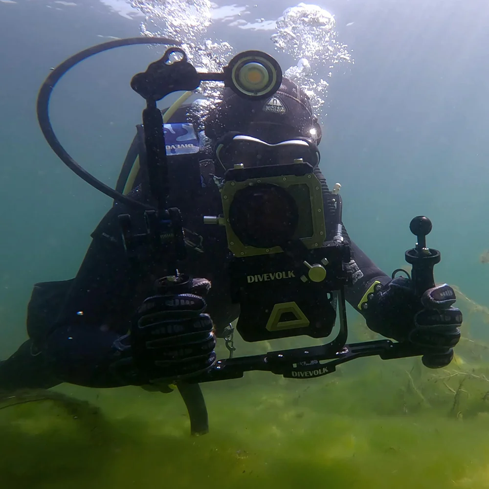 Vertical Horizontal Switching L Bracket for Seatouch 4 Max underwater housing, compact camera, action camera to create social media content - Image 7