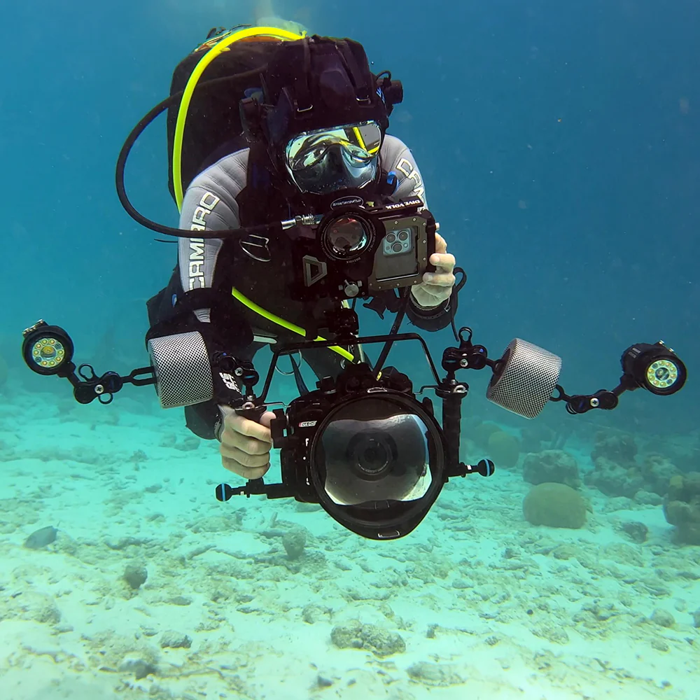 DIVEVOLK Camera Link Contact Type Underwater WiFi Signal Transmitter to connect Smartphone and Camera - Image 5