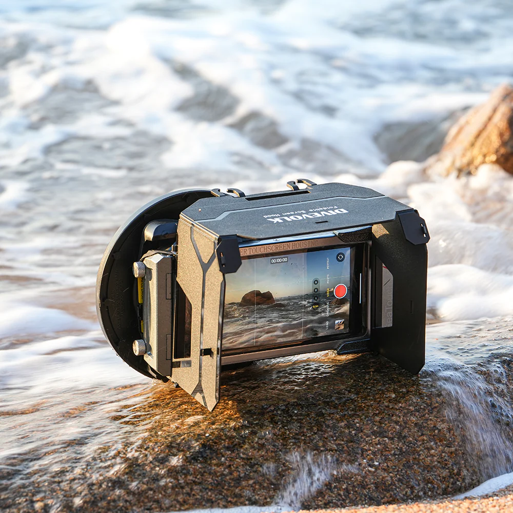 DIVEVOLK SeaTouch 4 Max Plus Underwater Houisng Water Sports Kit for iPhone and most Android smartphone dive housing, waterproof phonecase - Image 5