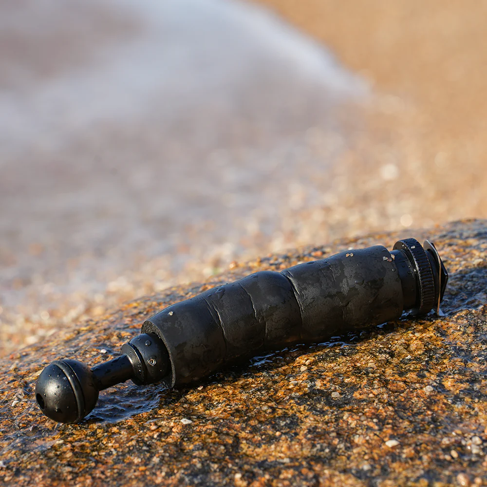 Fixable arm with cold shoe and hall head for underwater photography light mount and angle adjustment - Image 8