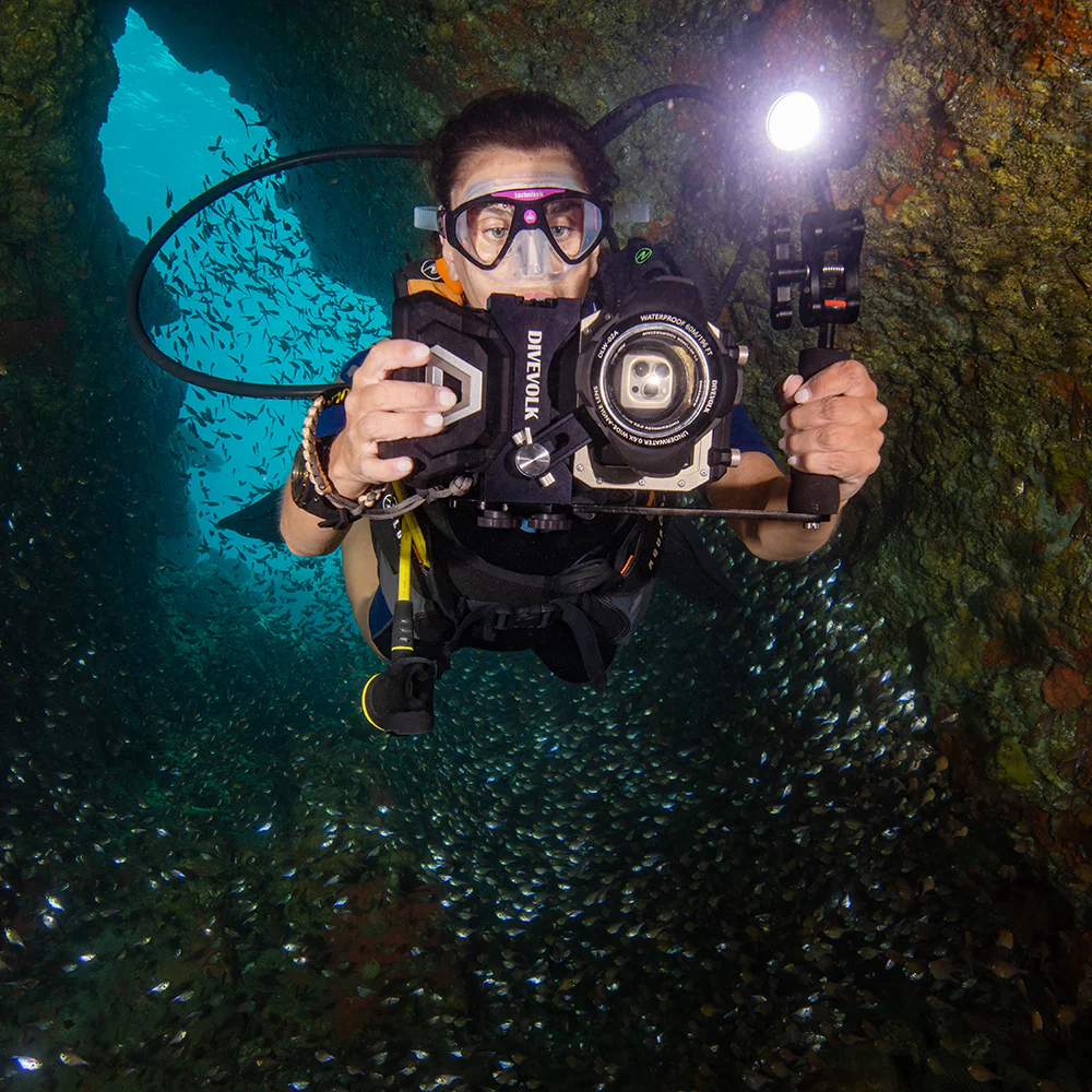 Underwater Wide-angle Conversion Lens X0.6  for DIVEVOLK Housing and Compact Camera Houisng - Image 3